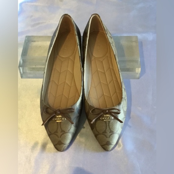 Coach Annabel Signature Ballet Shoes NIB - Picture 2 of 4